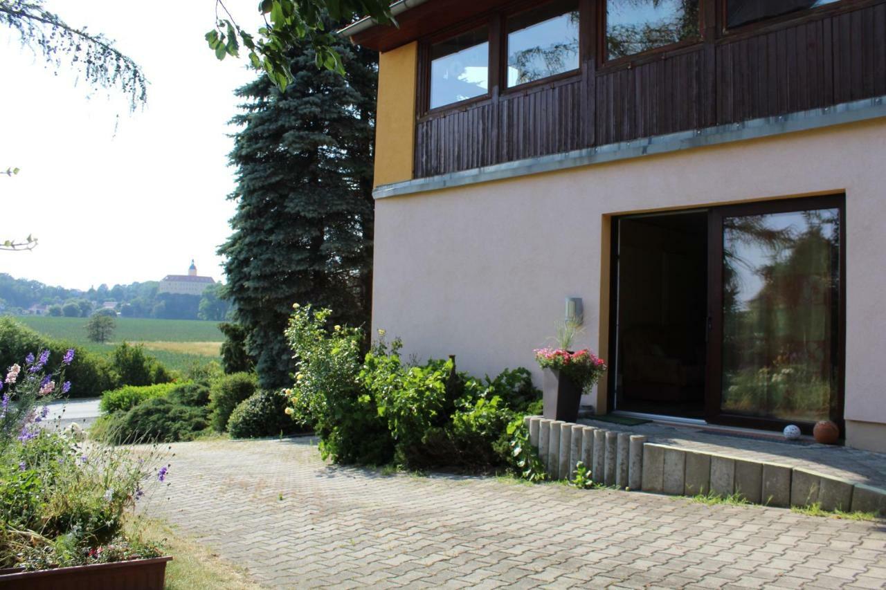Ferienwohnung im Grünen Diesbar-Seusslitz Exterior foto